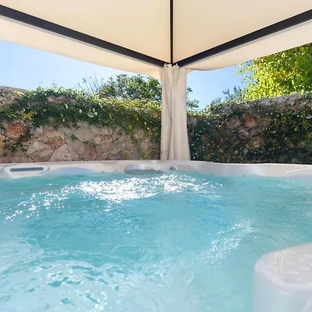 Dom wakacyjny House Misto Dobrinj