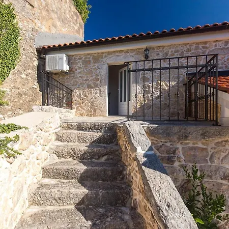 Feriehus House Misto Dobrinj