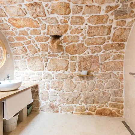 House Misto Dom wakacyjny *