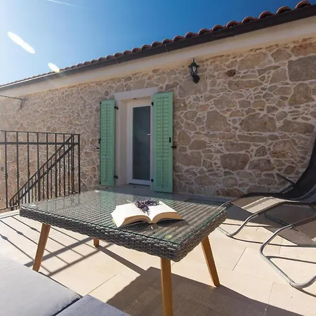 Holiday home House Misto